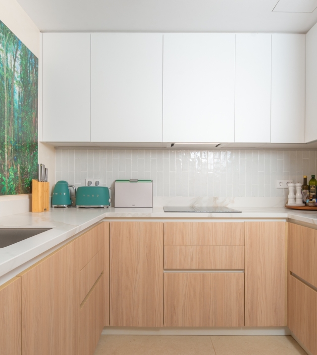 Resa estates Ibiza for sale te koop appartement Santa Gertrudis modern kitchen.jpg